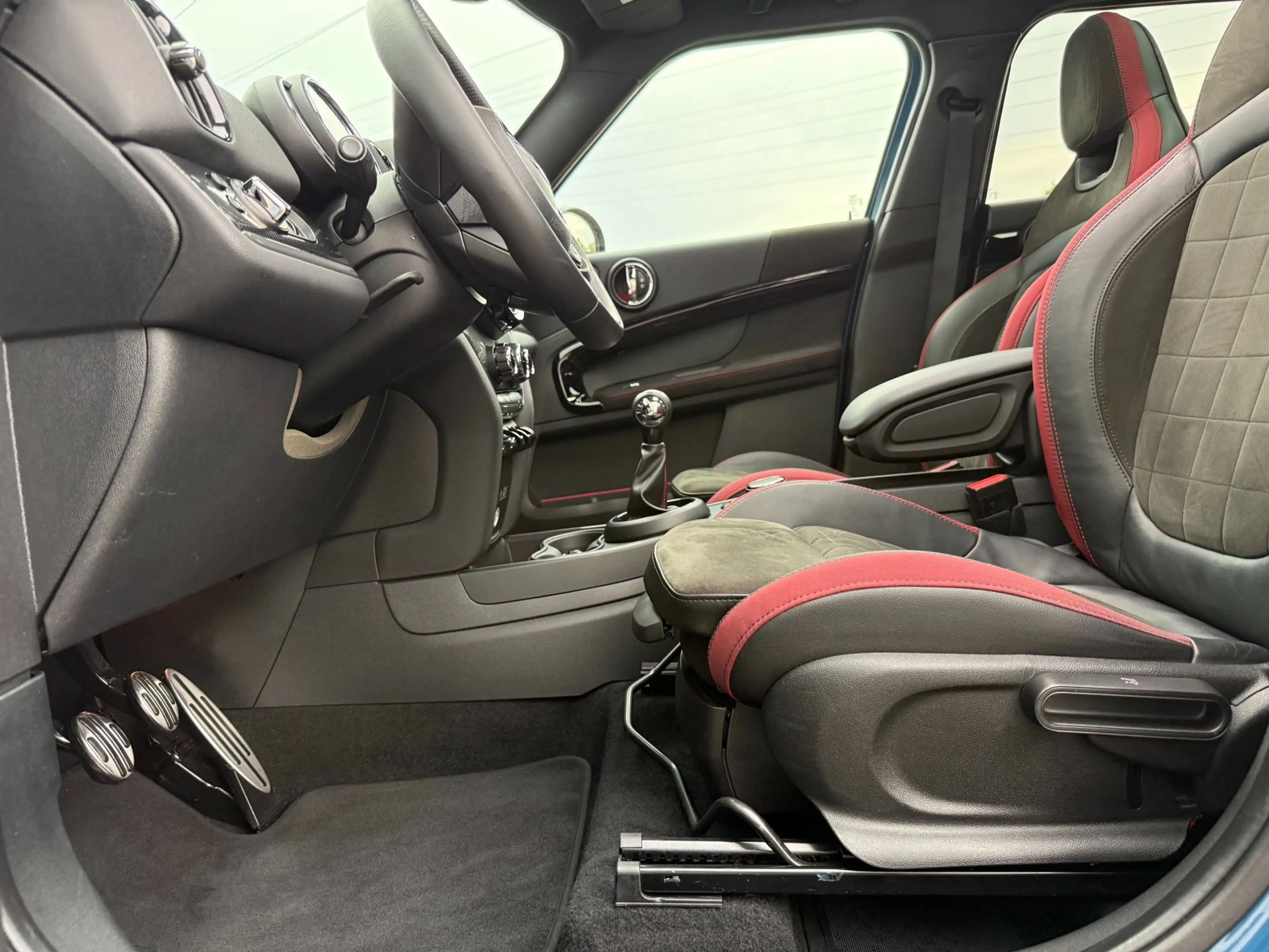 MINI John Cooper Works Countryman 2.0 ALL4 231PK Pano Head Up — photo 11