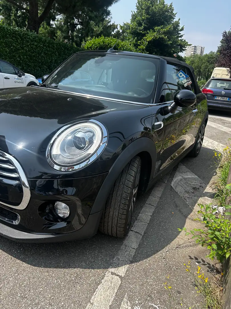 MINI Cooper D Cabrio Mini IV F57 2016 Cabrio 1.5 Чорний - 2