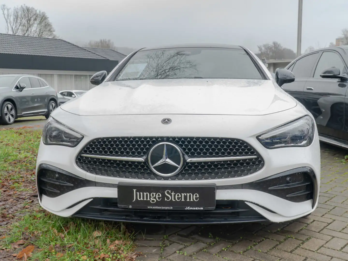 Mercedes-Benz CLE 220 d Coupé AMG-Sport/Pano/Burm/Sitzklima/20 Weiß - 2