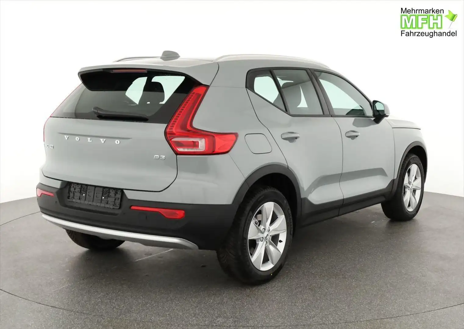 Volvo XC40 Core 2WD B3 Mild-Hybrid Core, Navi, LED, Winter... Gri - 2