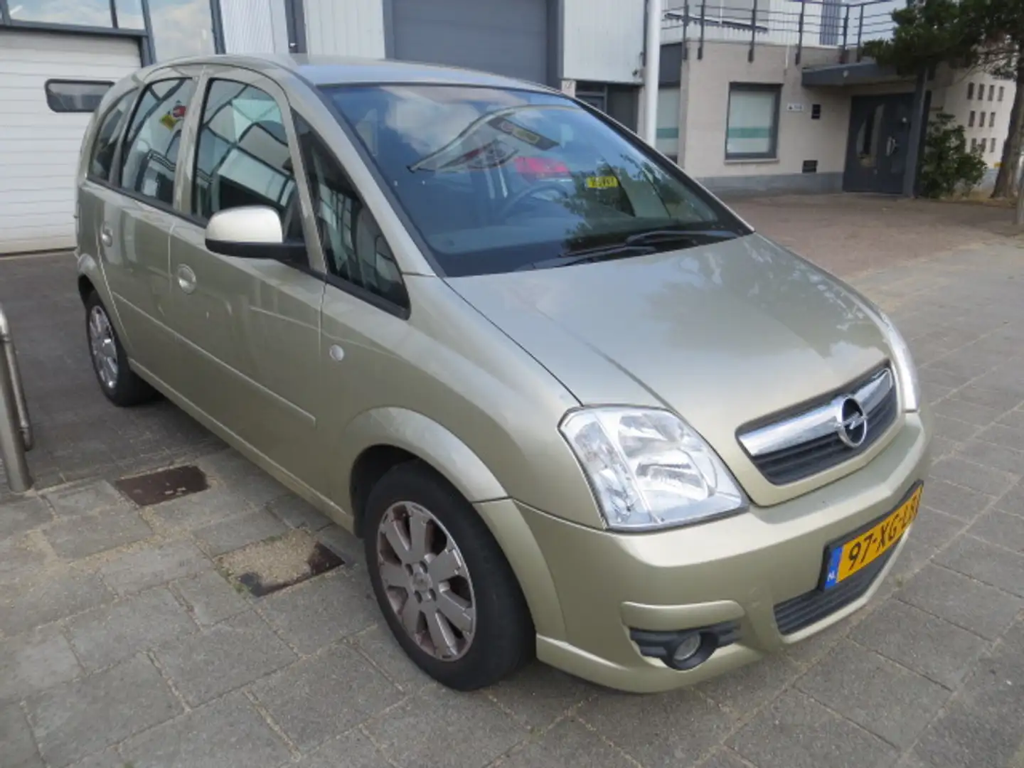 Opel Meriva 1.6-16V Temptation nw apk ,l.schade airco lmv etc Beżowy - 2