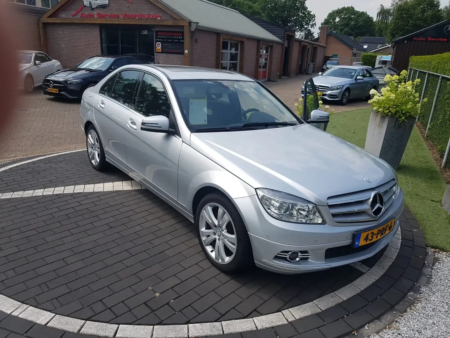 Mercedes-Benz C 180 180 CGI BE.BnsCl.Av. Zilver - 2
