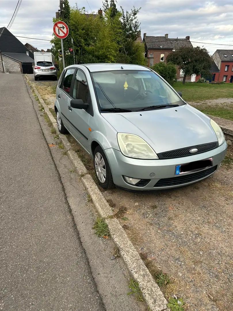 Ford Fiesta 1.3i Ambiente - 2
