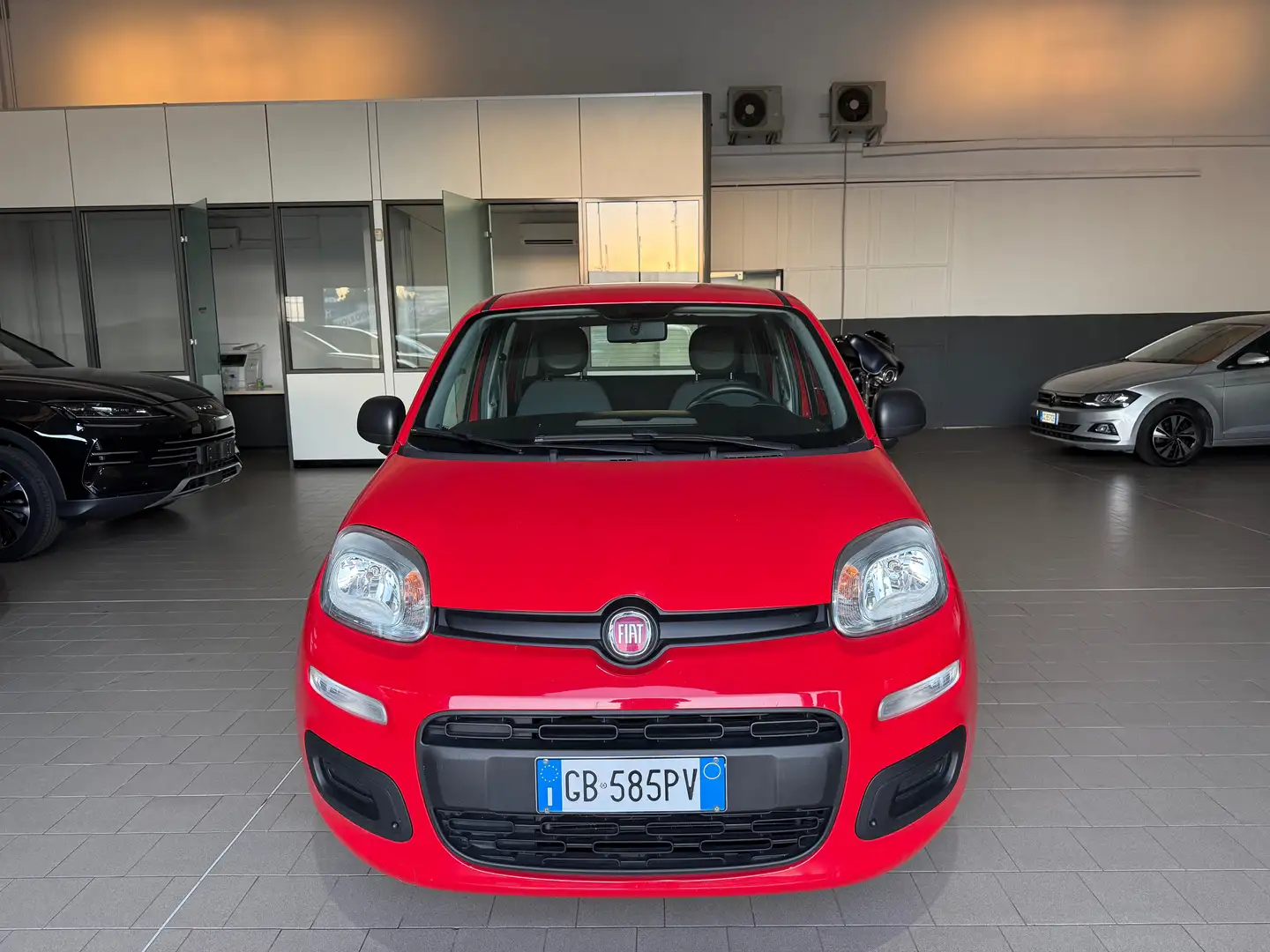 Fiat Panda Panda III 2016 1.2 Easy easypower Gpl 69cv my19 Rood - 1