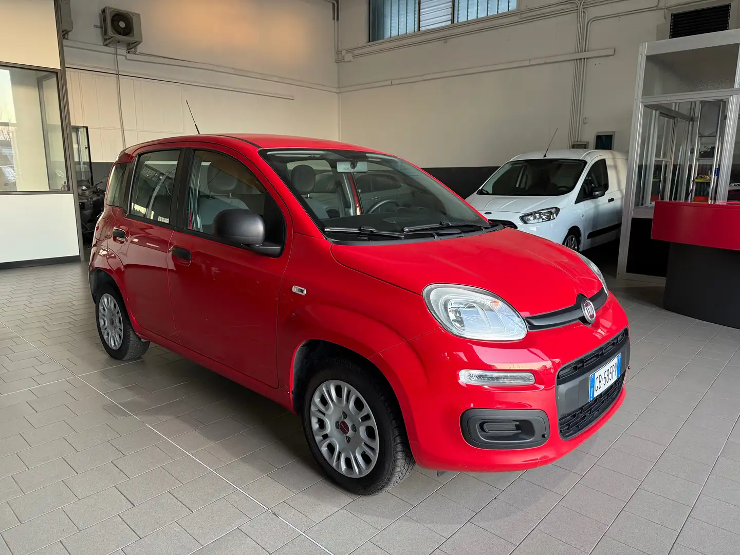 Fiat Panda Panda III 2016 1.2 Easy easypower Gpl 69cv my19 Rood - 2