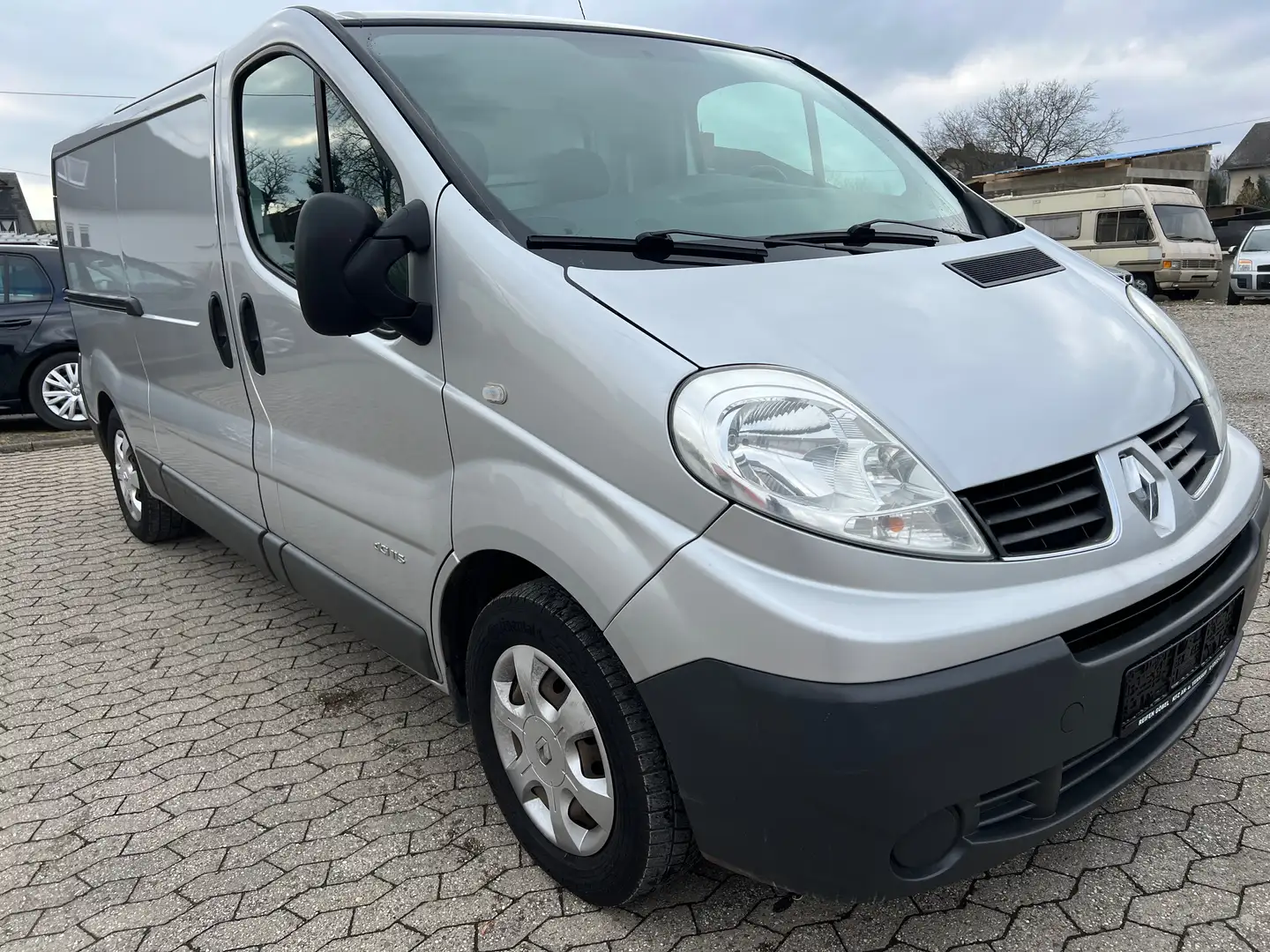 Renault Trafic L2H1 2,9t  Kühlwagen/Therm Silber - 2