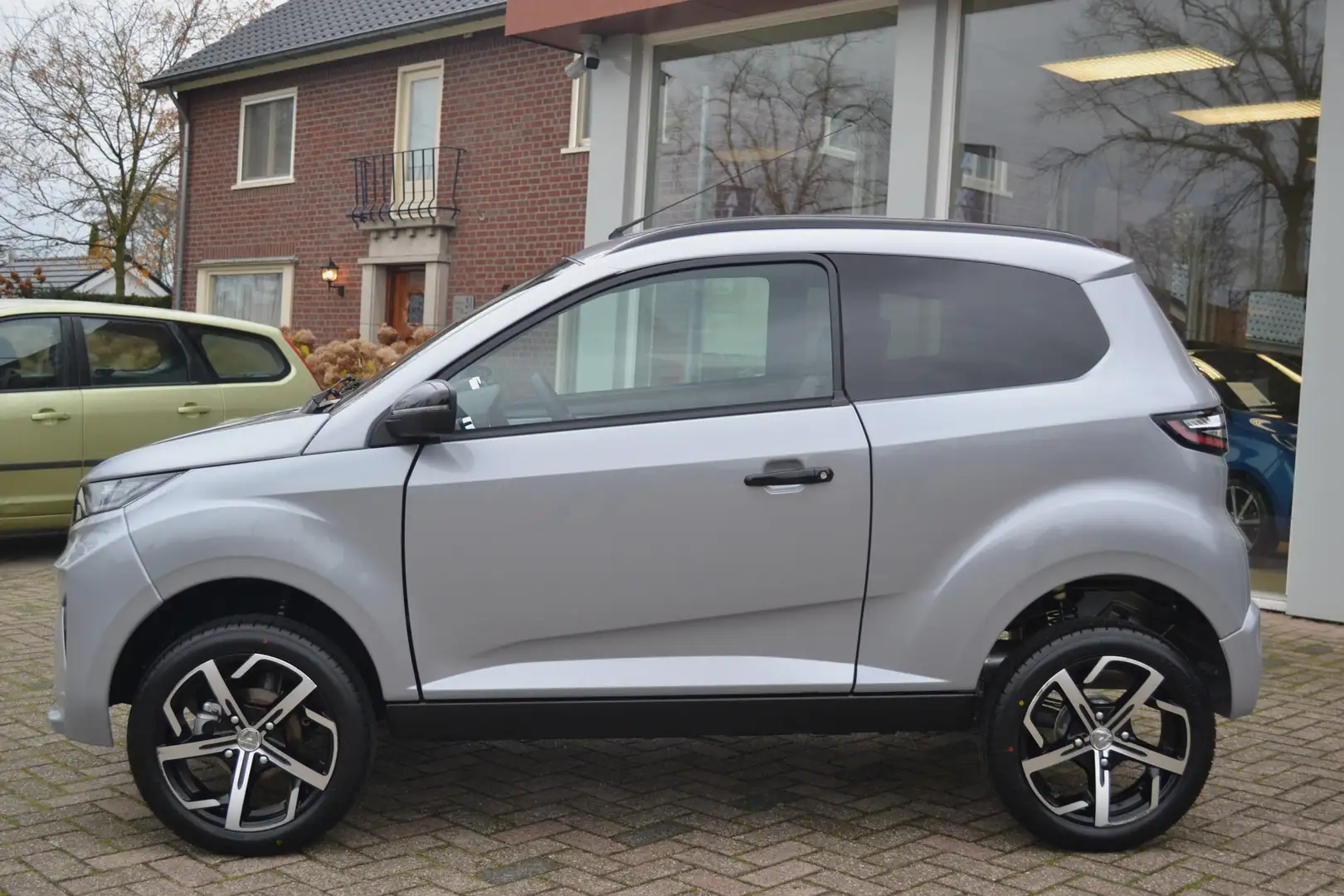 Microcar M.Go Crossover Apple Carplay + Android Brommobiel Blauw - 2
