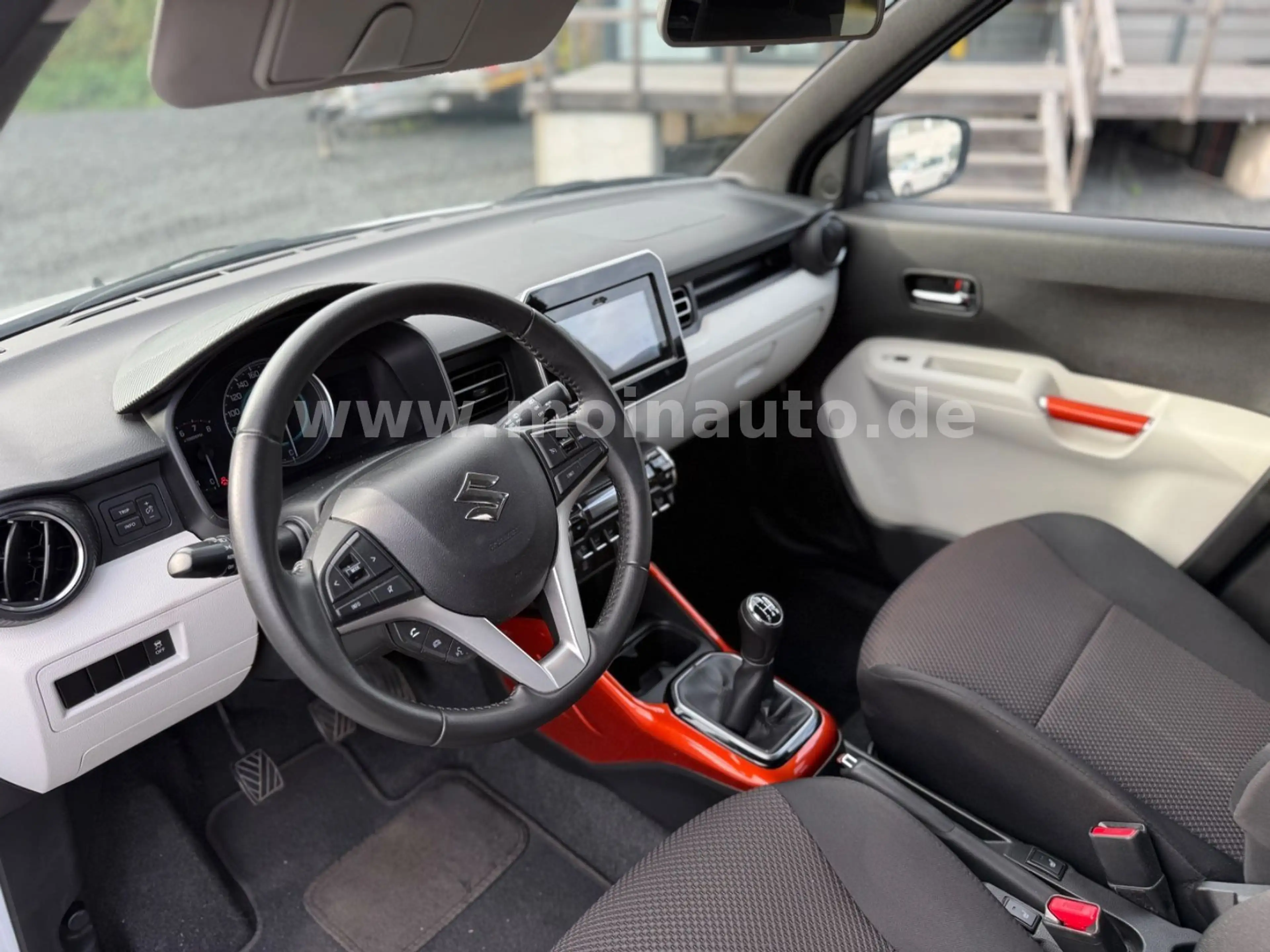 Suzuki Ignis Comfort+ KAMERA NAVI APPLE ANDROID SPUR — photo 11