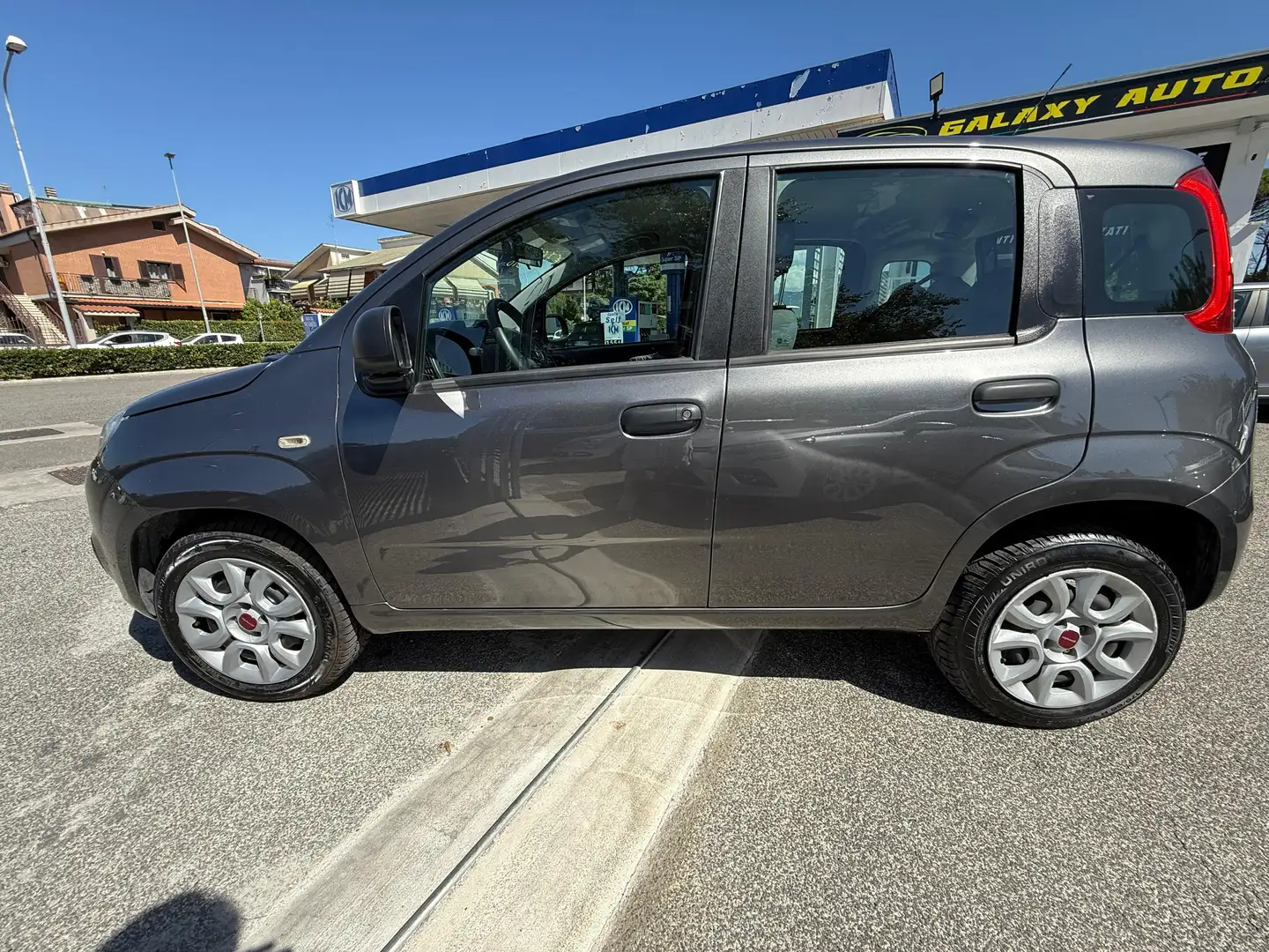 Fiat Panda Panda III 0.9 t.air t. natural power Easy 80cv Grigio - 2