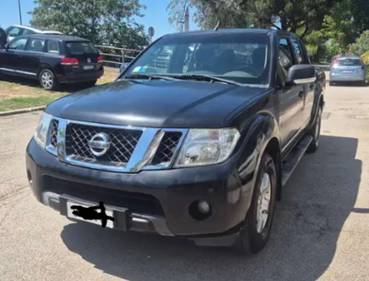 Nissan Navara Navara II 2010 2.5 dci d cab LE