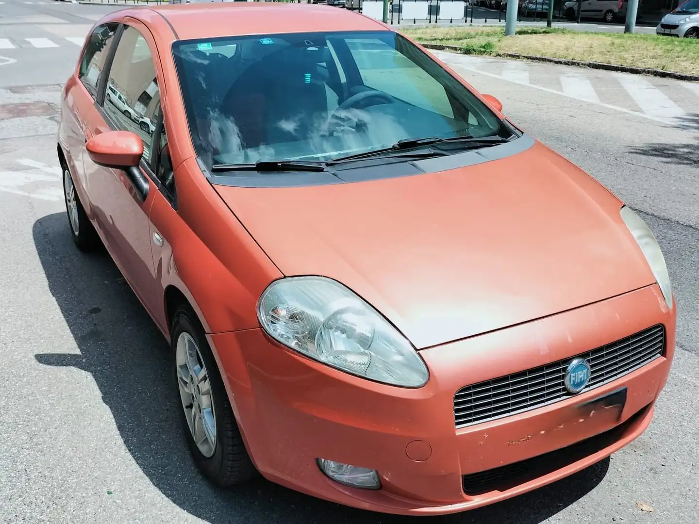 Fiat Grande Punto Grande Punto 3p 1.4 sjt 16v Emotion 95cv Orange - 2