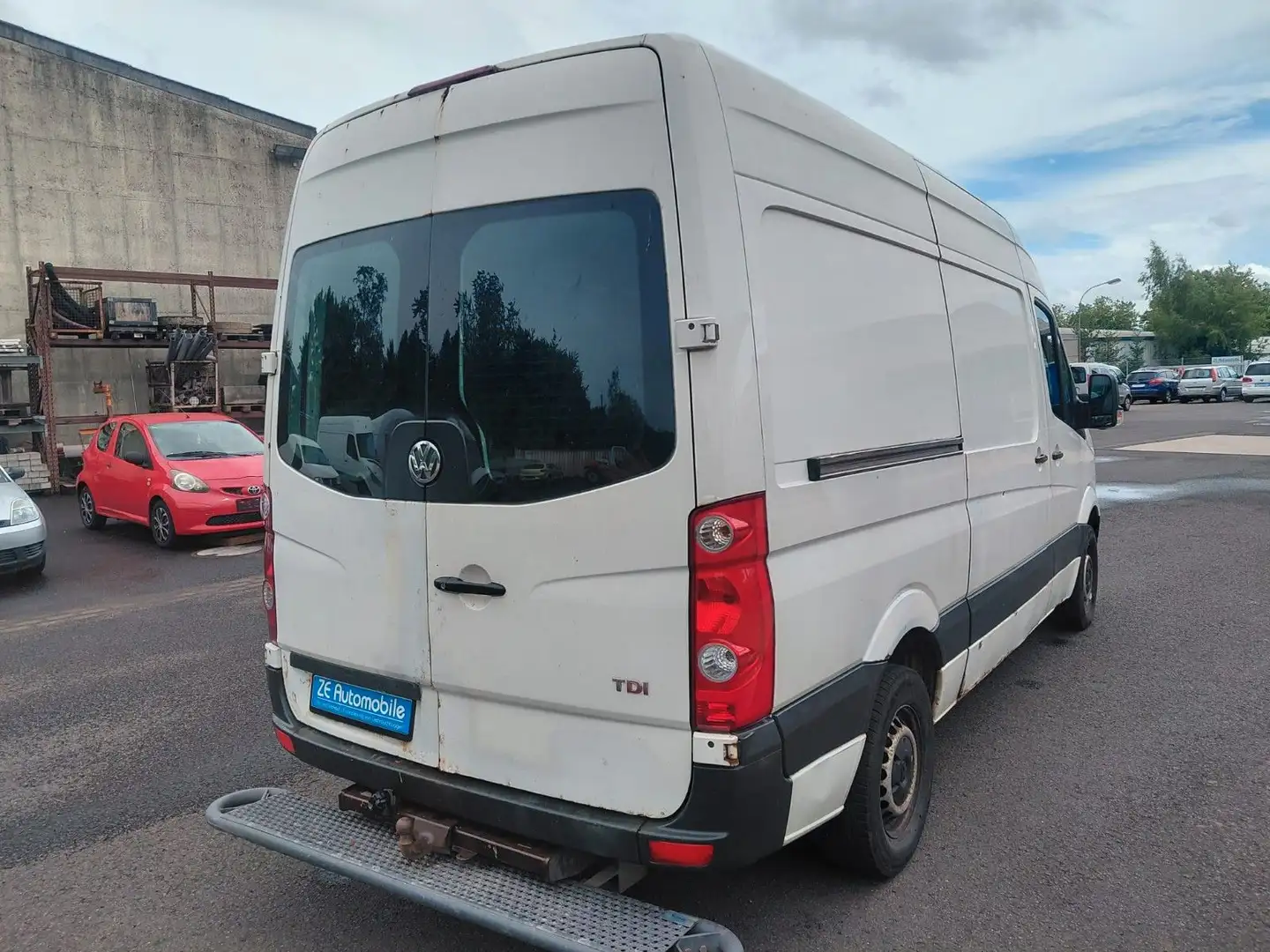 Volkswagen Crafter Kasten 35 mittel L2H2 Hochdach Grau - 2