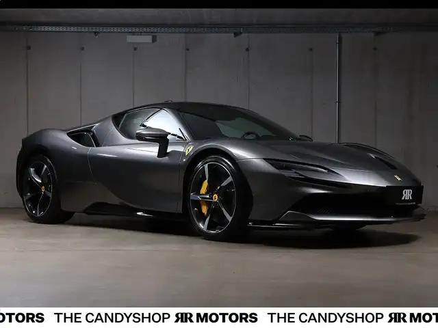 Ferrari SF90 Stradale *Carbon*Lift*Daytona Racing Sitze*