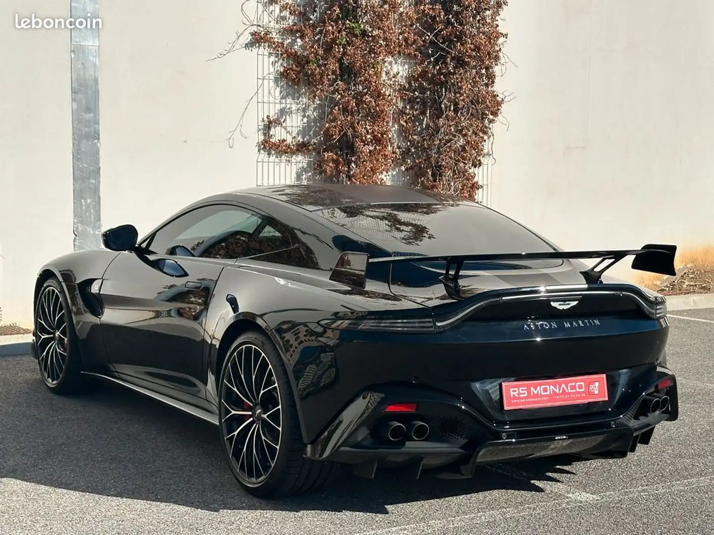 Aston Martin V8 535 f1 edition Schwarz - 2