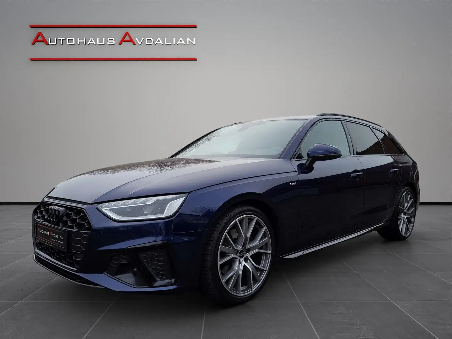 Audi A4 Avant 35 TDI S line Competition 360°|ACC|MMI+ Bleu - 1