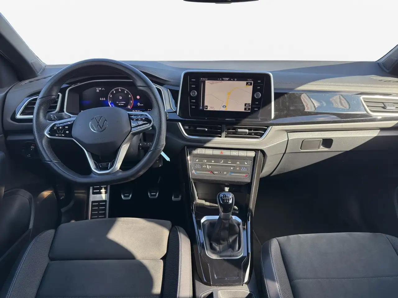 Volkswagen T-Roc T-ROC 1.0 TSI R-LINE*LED*KAMERA*PDC*SHZ*NAVI*KLI 7