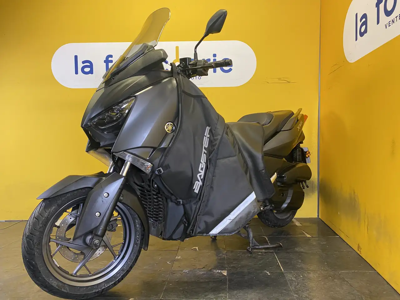 Yamaha X-Max 125
