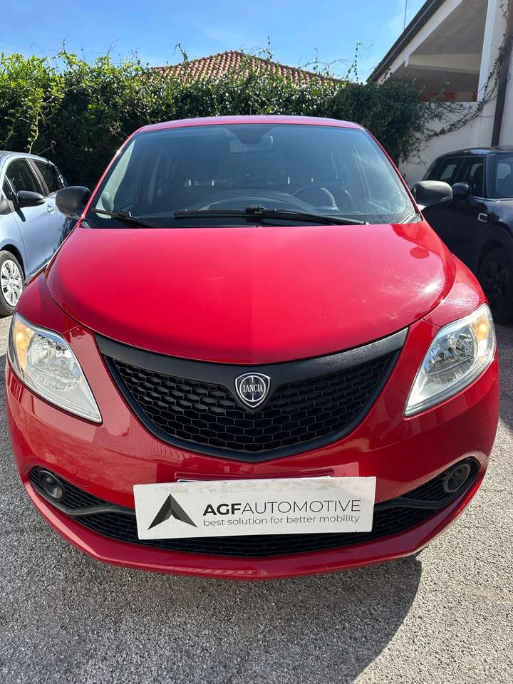 Lancia Ypsilon Ypsilon III 2015 1.0 firefly hybrid Silver s