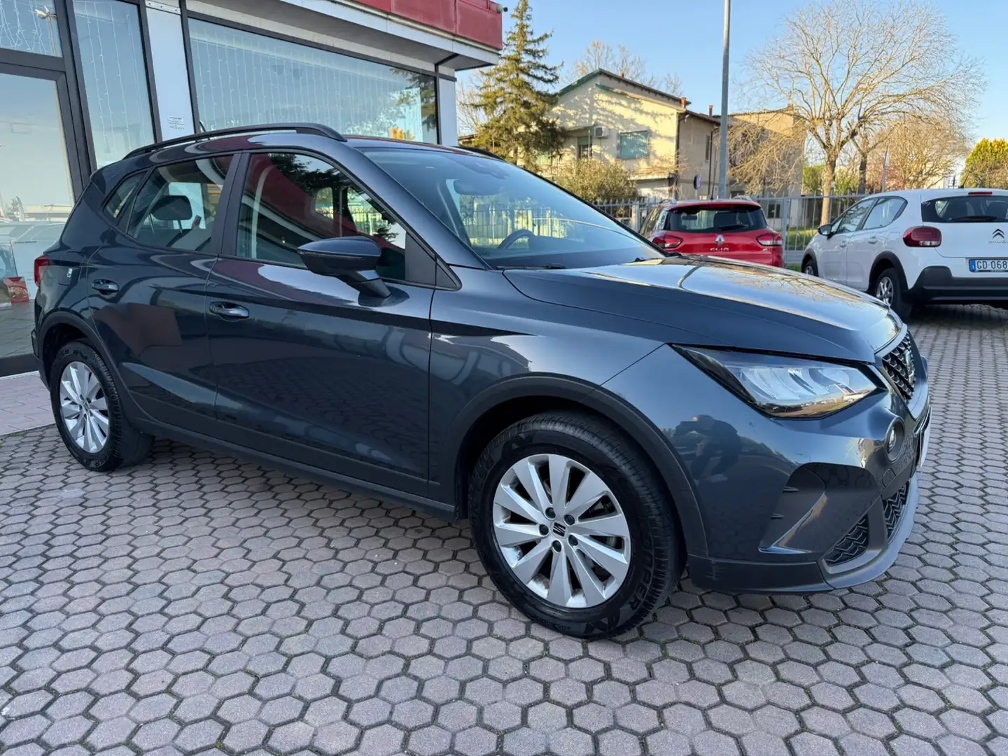 SEAT Arona 1.0 EcoTSI Style Nero - 2