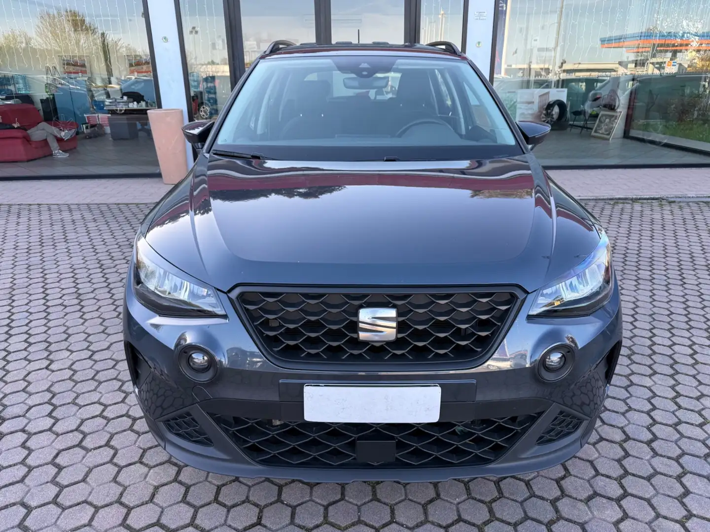SEAT Arona 1.0 EcoTSI Style Nero - 1