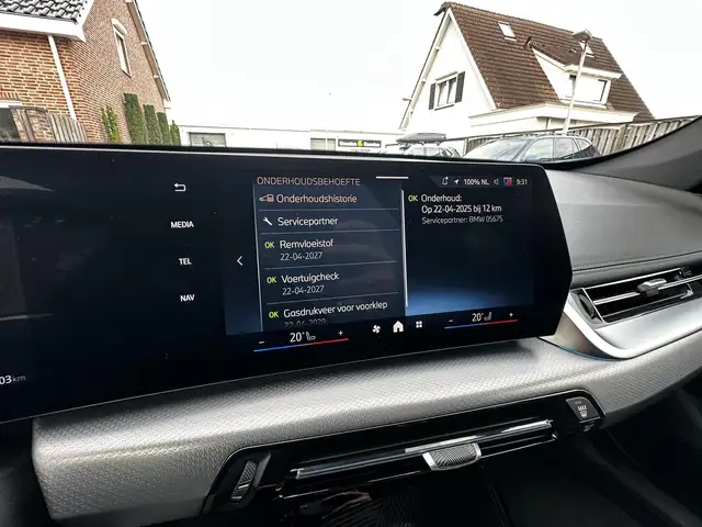 BMW Ix1 view 17