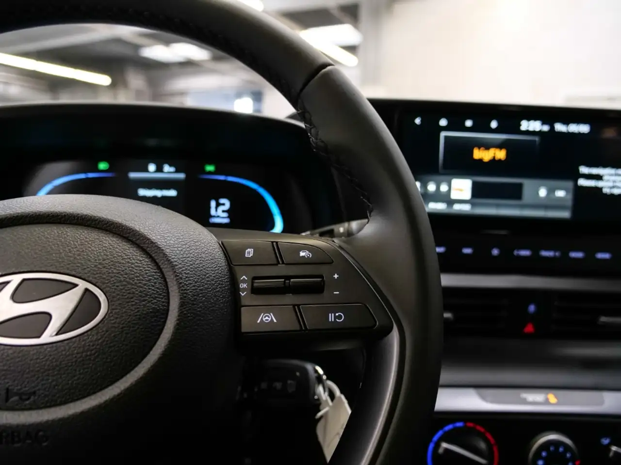 Hyundai BAYON Select Navi Apple CarPlay Android Auto Fahrerprofi 16