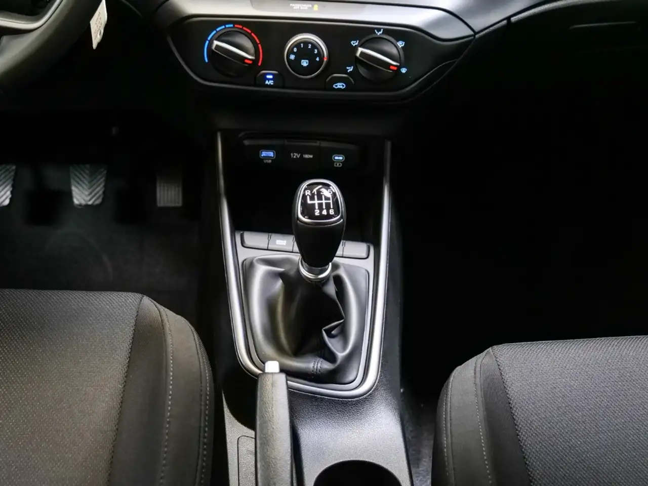 Hyundai BAYON Select Navi Apple CarPlay Android Auto Fahrerprofi 10