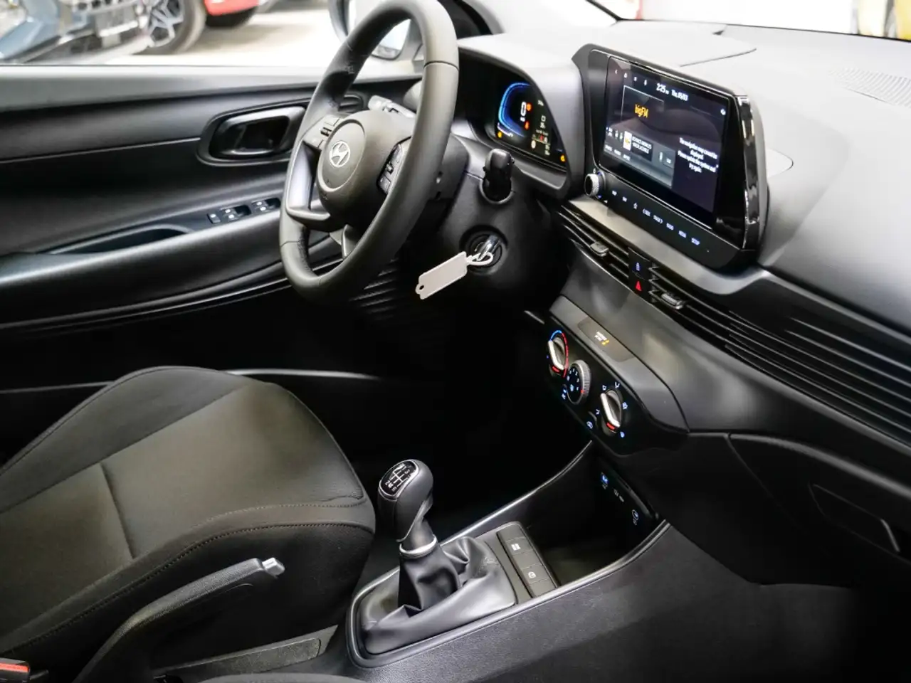 Hyundai BAYON Select Navi Apple CarPlay Android Auto Fahrerprofi 11