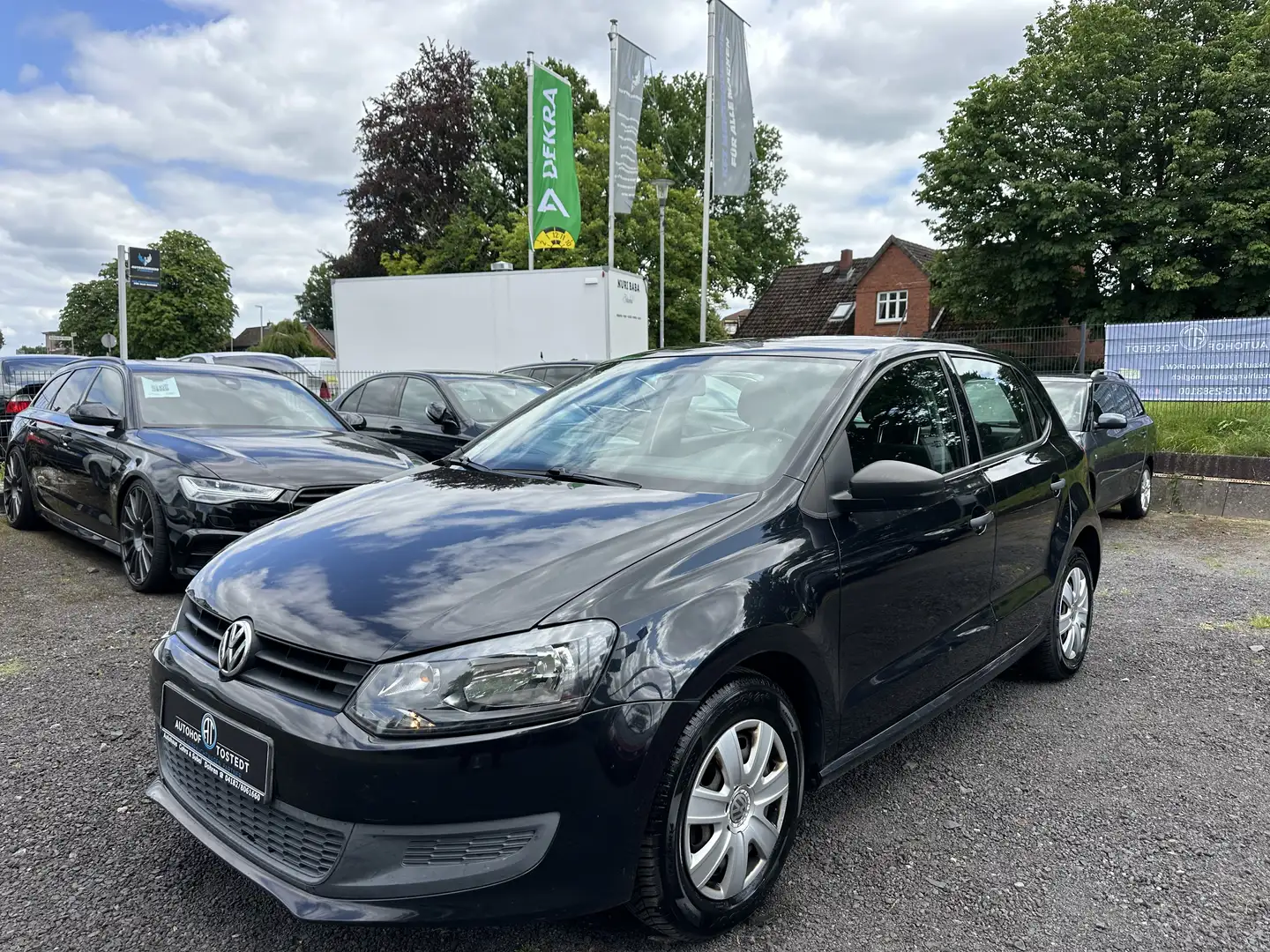 Volkswagen Polo Polo 6R 1.2 Trend. *1.Hand*Klima+TÜV 10.2025 Schwarz - 1
