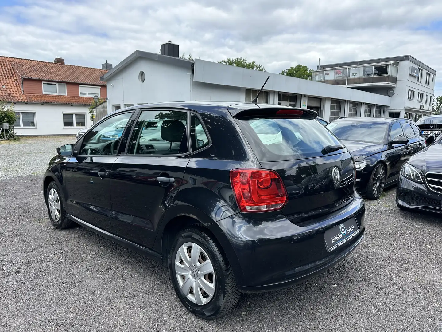 Volkswagen Polo Polo 6R 1.2 Trend. *1.Hand*Klima+TÜV 10.2025 Schwarz - 2