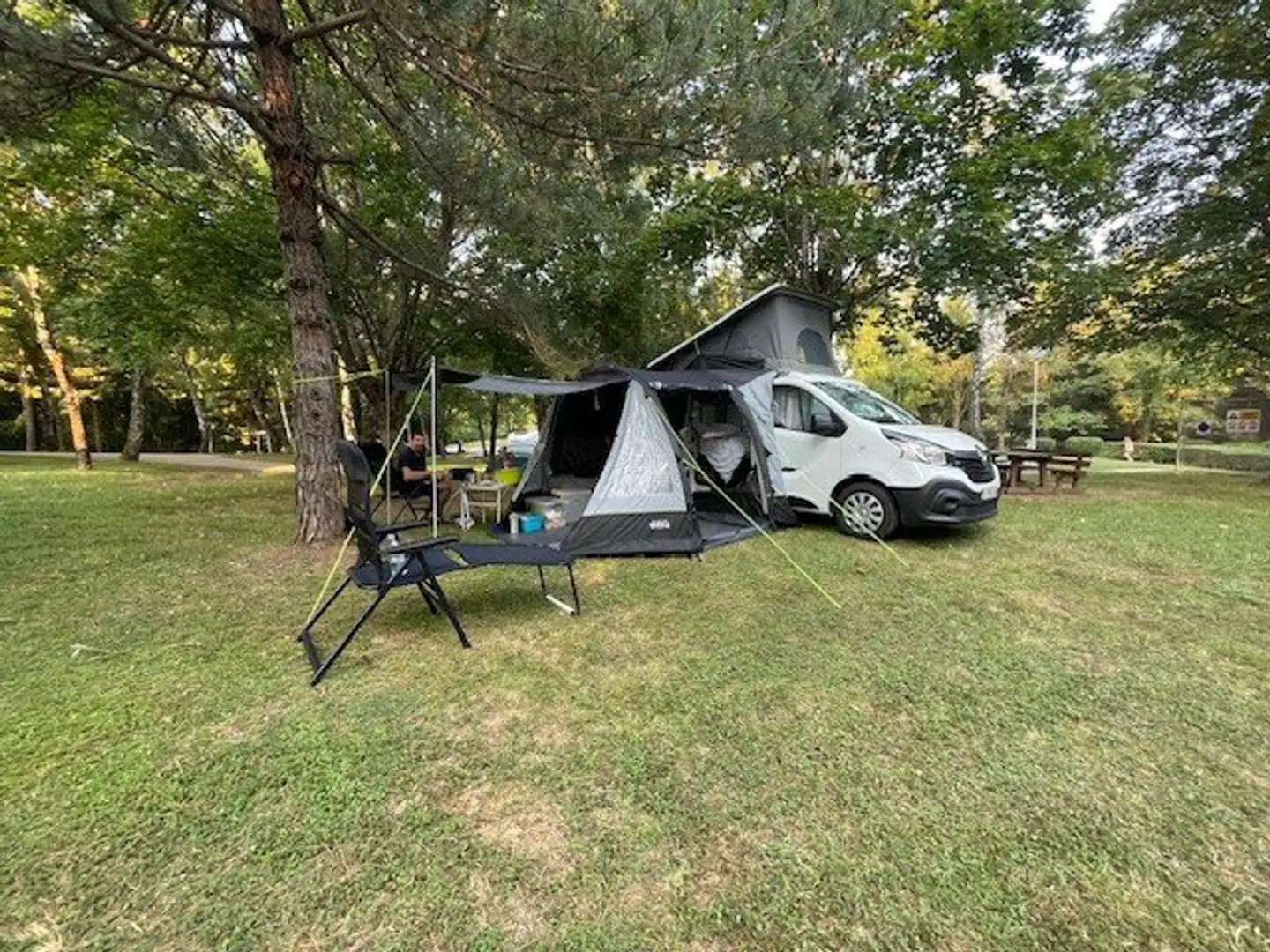 Adria VERKOCHT/VENDU/SOLD Active 5pl./4 slaappl. Blanc - 2