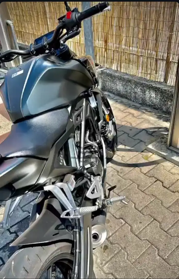 Honda CBR 125 Negru - 2