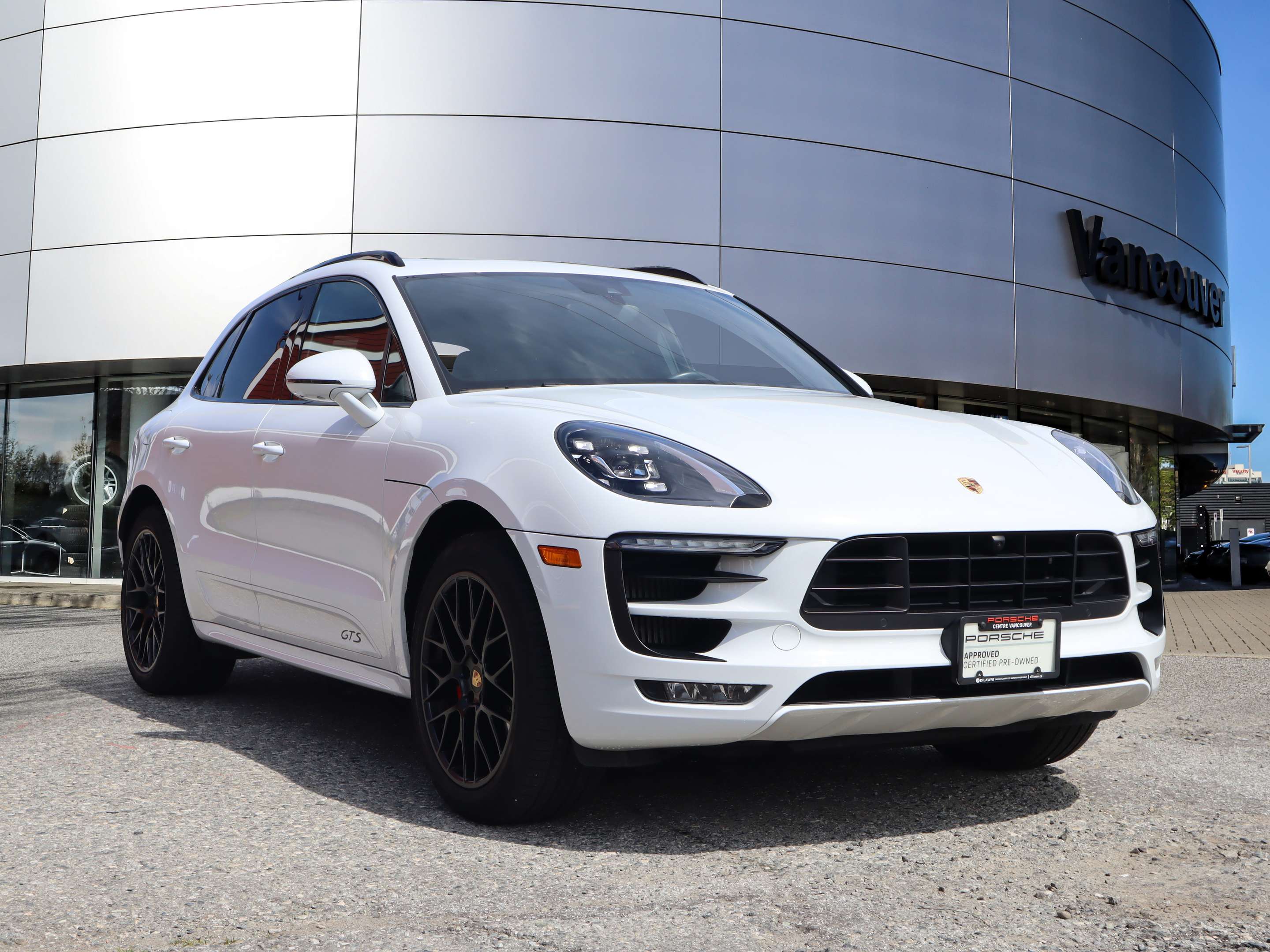 2018 Porsche Macan GTS thumb 7