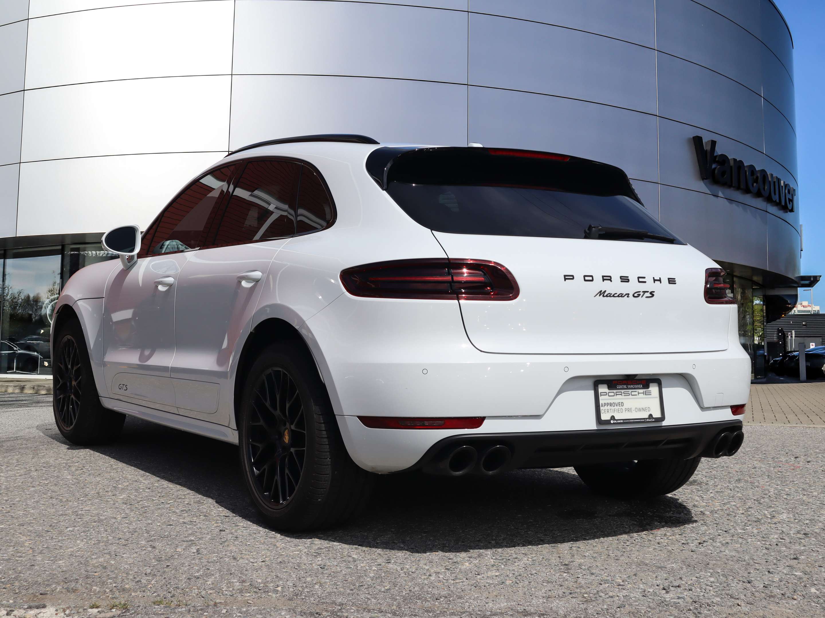 2018 Porsche Macan GTS alt 3