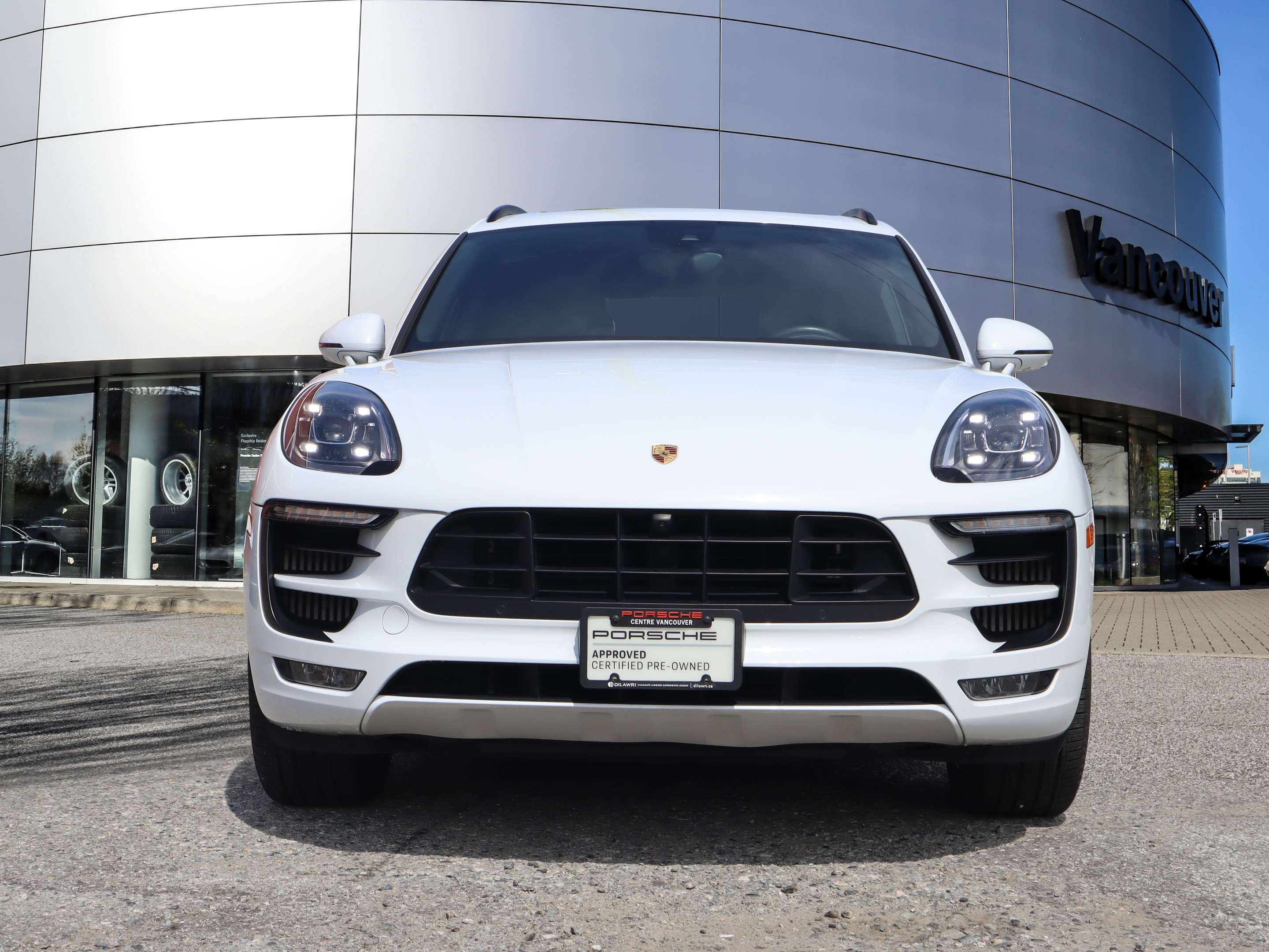 2018 Porsche Macan GTS thumb 8