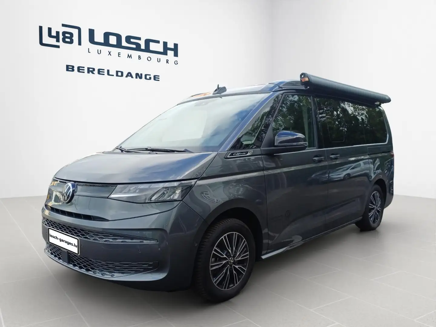 Volkswagen T7 California Coast Šedá - 1