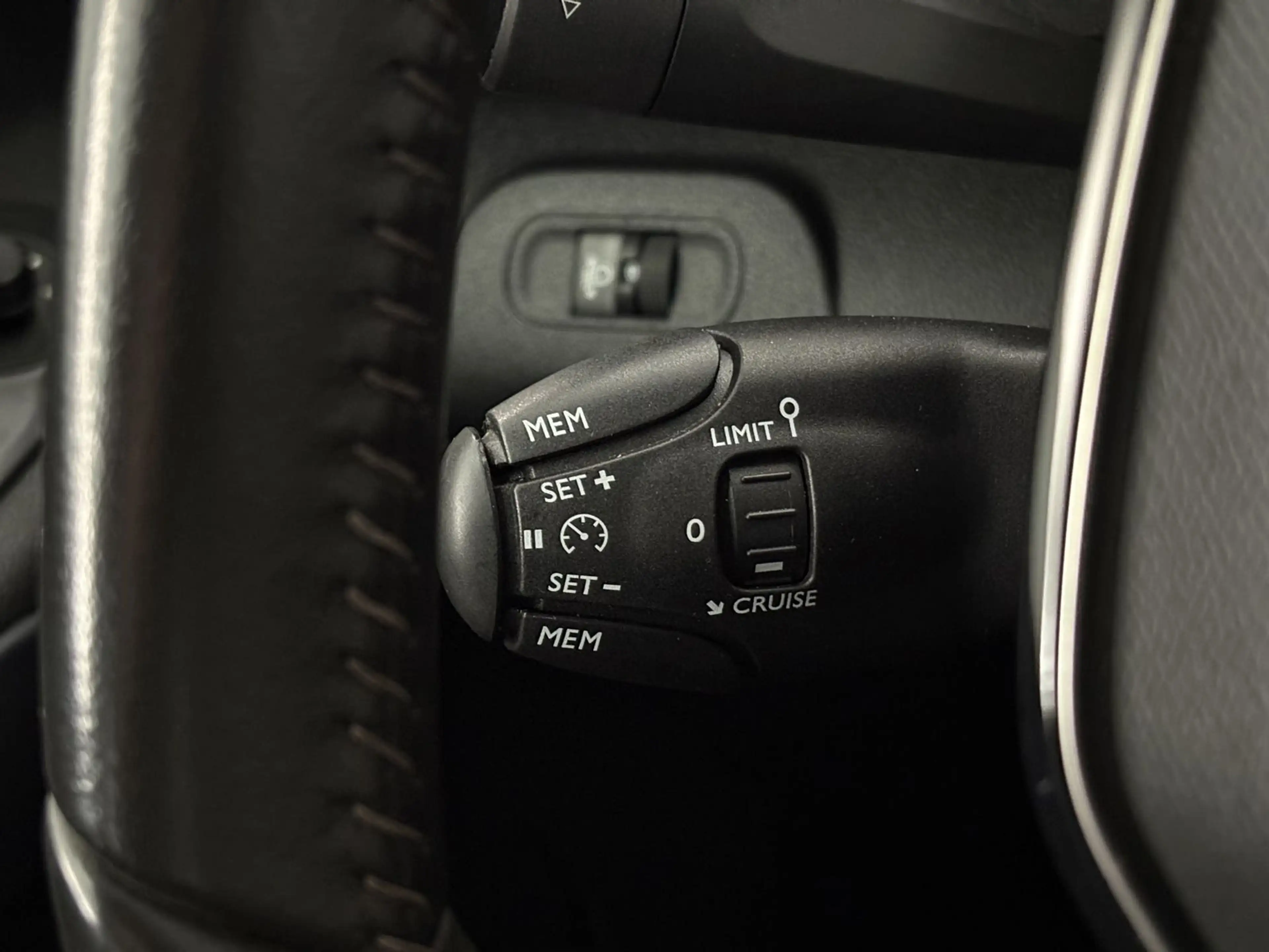 Peugeot Rifter Rifter 1.2 PureTech Allure Navi+Sitzhzg+Allwetter — photo 13