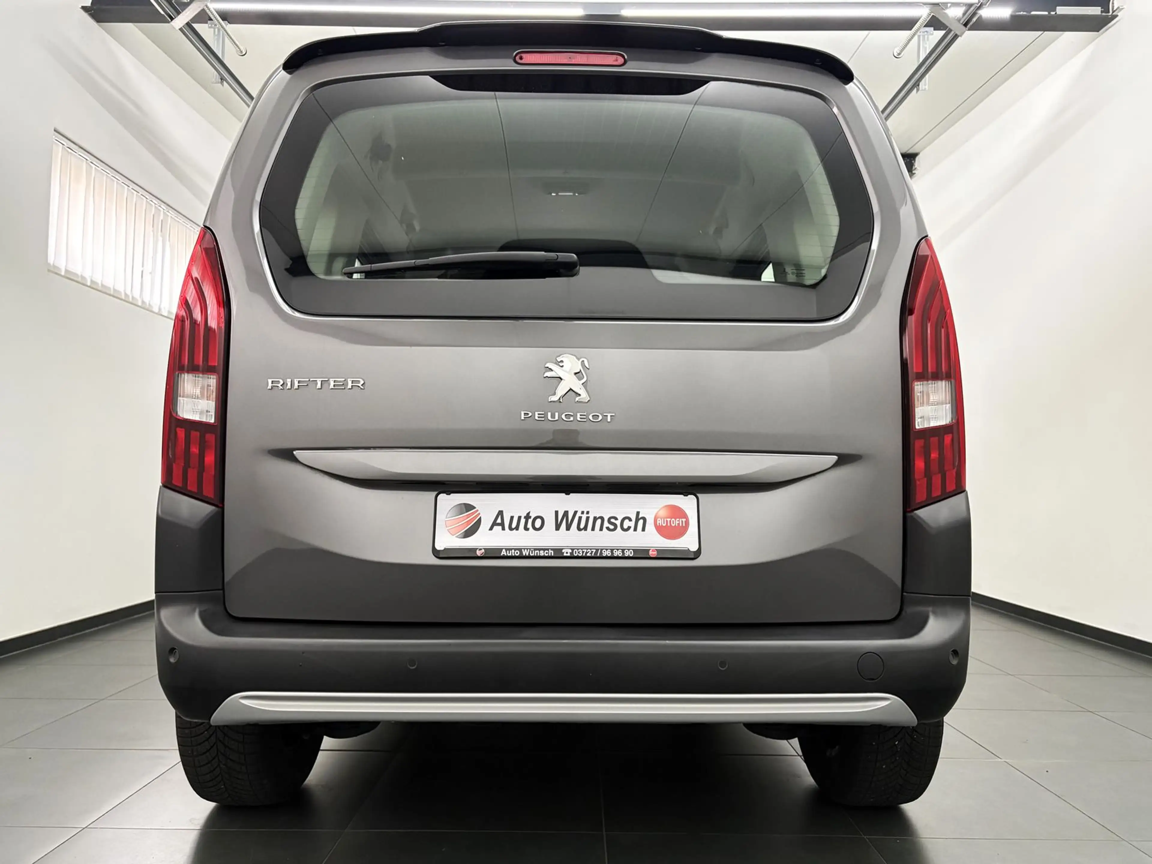 Peugeot Rifter Rifter 1.2 PureTech Allure Navi+Sitzhzg+Allwetter — photo 3