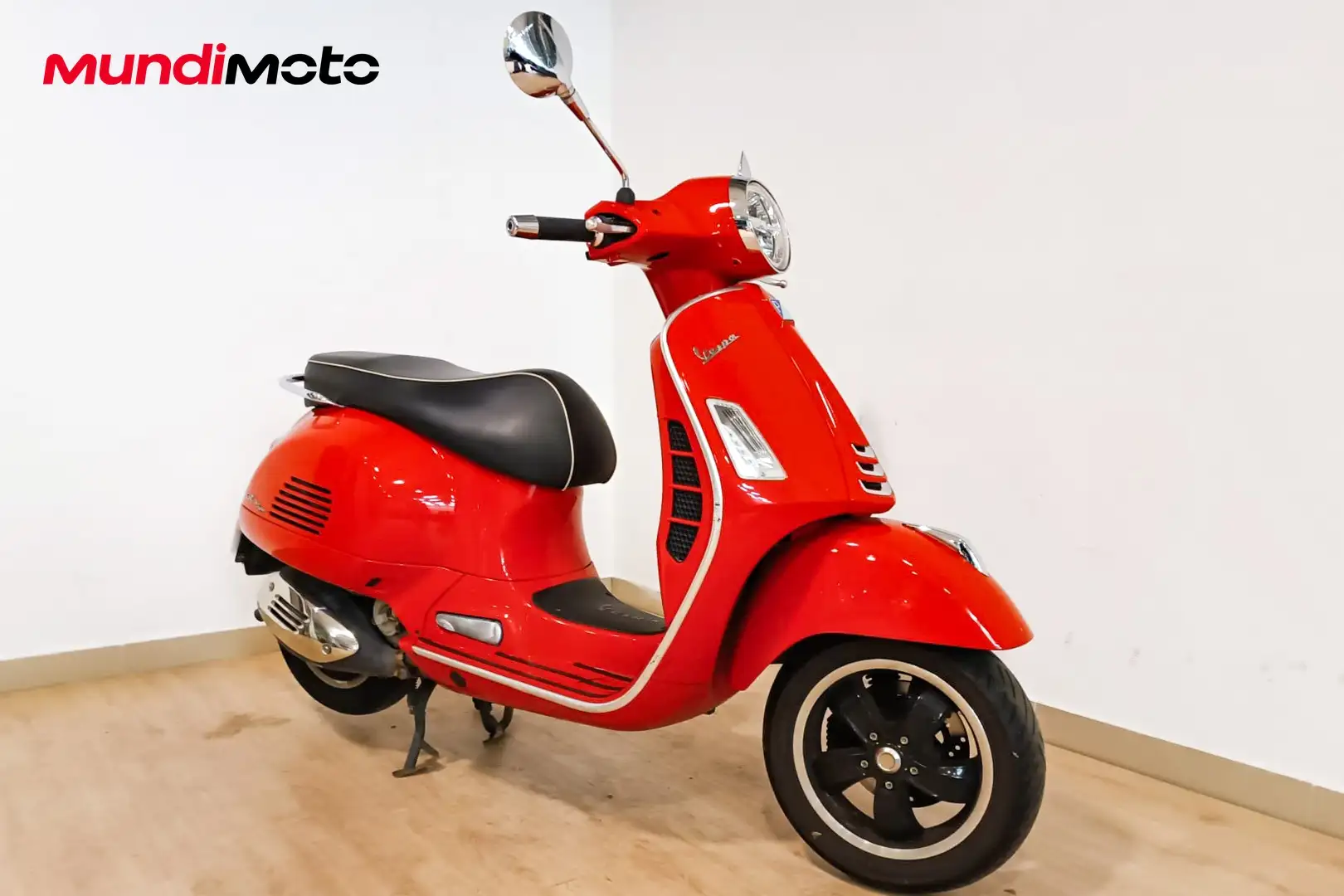 Vespa GTS 300 - 2