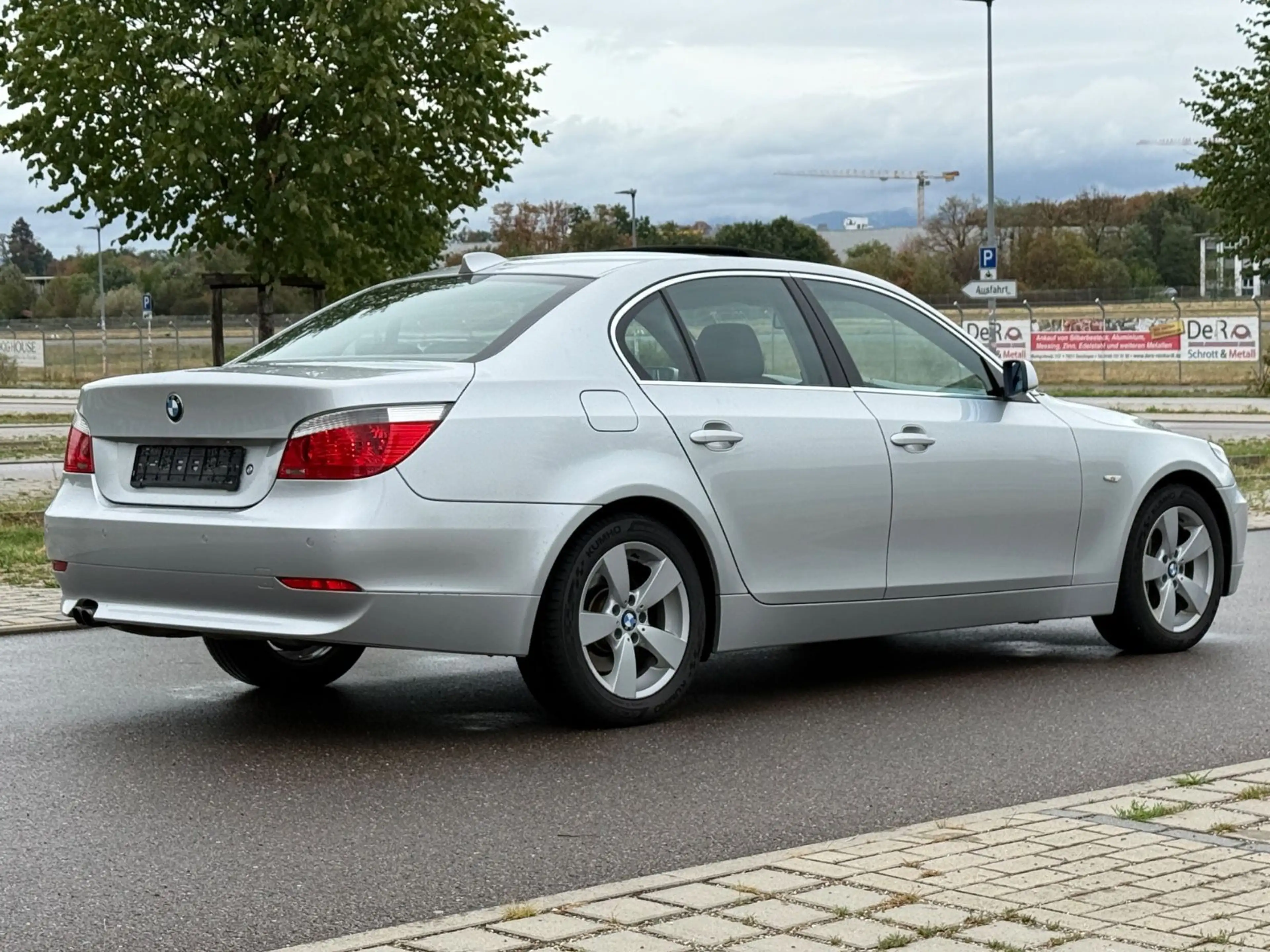 BMW 525 i xDrive , Leder , Automatik + Klima . — photo 6