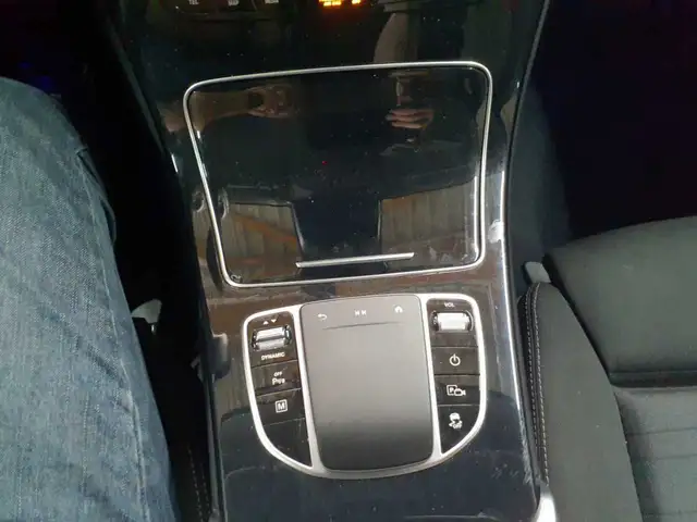 Mercedes-Benz GLC view 10
