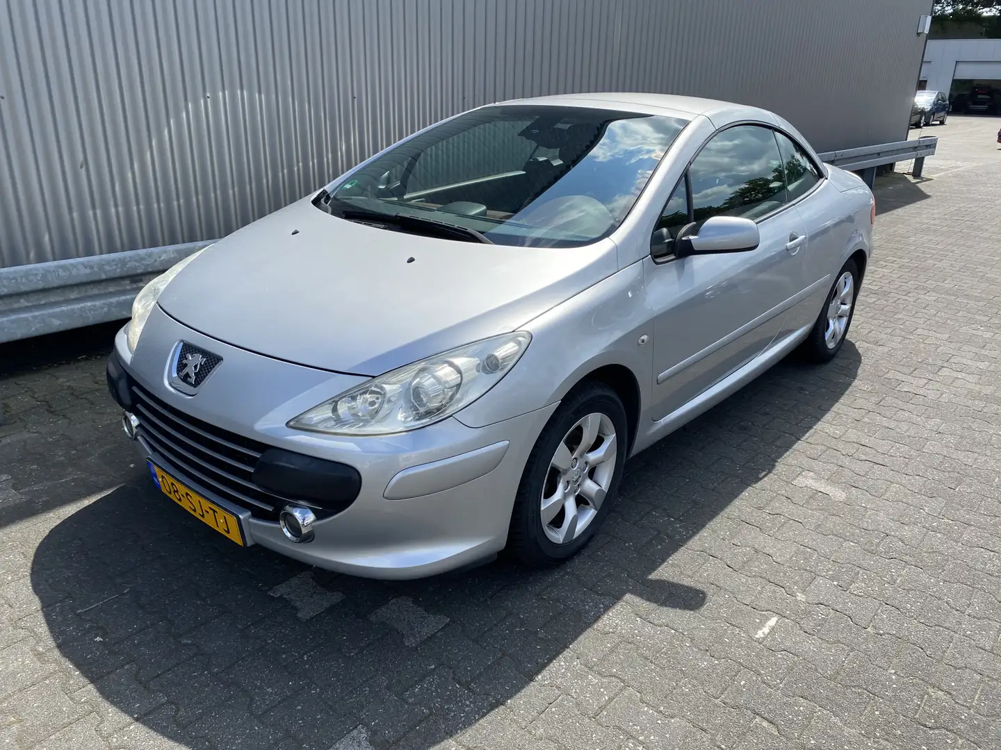 Peugeot 307 CC 2.0-16V Vol Leer, Clima, CC, PDC, LM, Afn.Trekh Grijs - 2