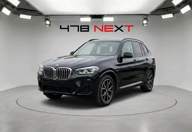 BMW X3 en vente chez une concession Italie