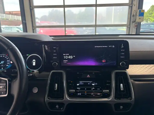 Kia Sorento view 11