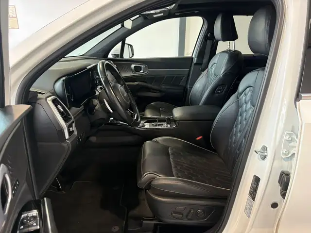 Kia Sorento view 8