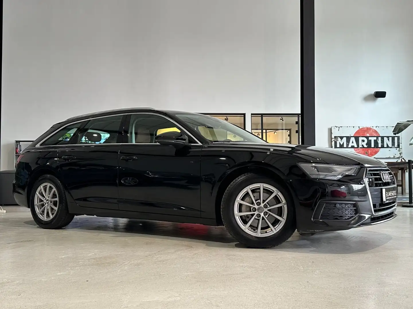 Audi A6 Avant 40 TDI *AHK,Leder,ACC,Kamera,Business* Schwarz - 2
