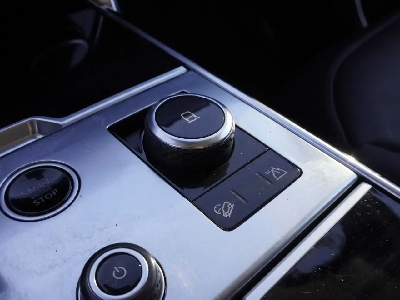 Land Rover Range Rover снимка Land Rover Range Rover