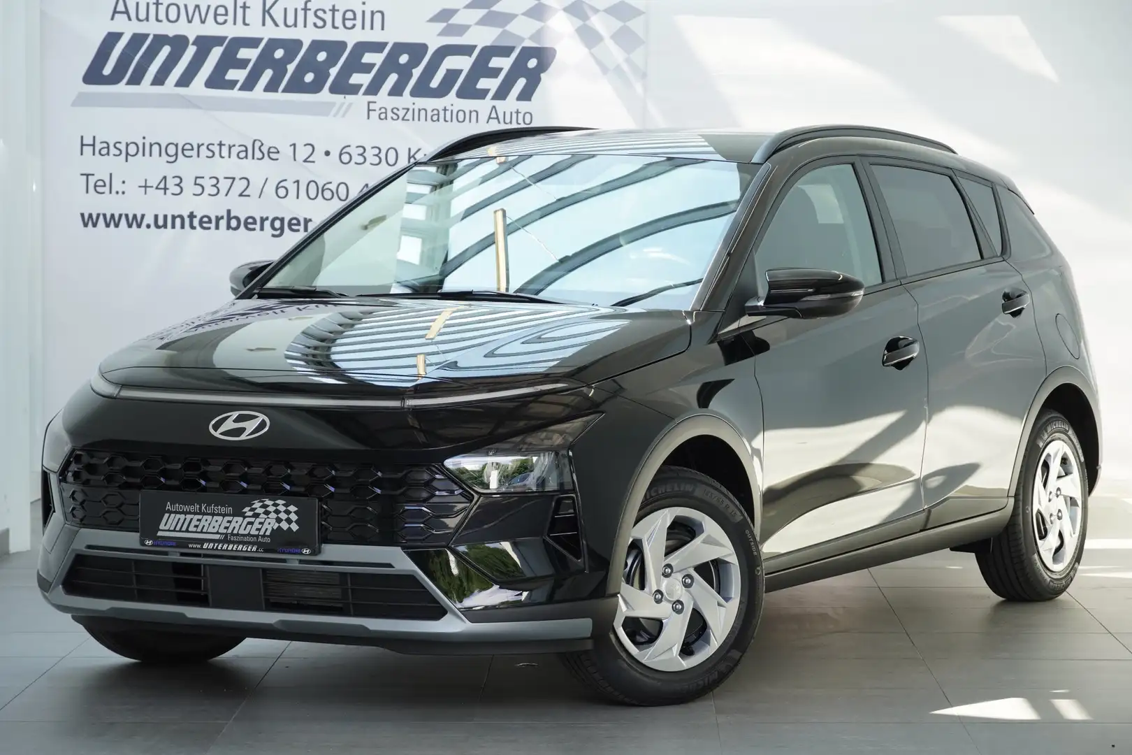 Hyundai BAYON GO 1.2 MPI Schwarz - 2