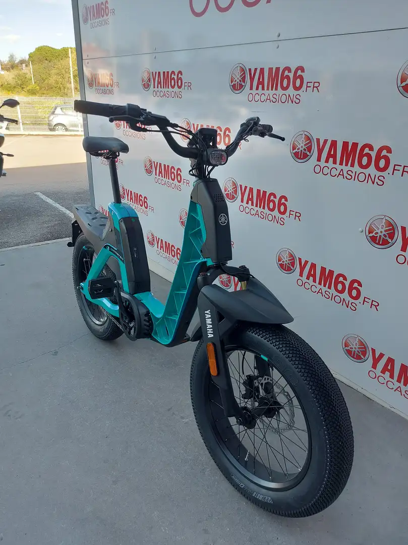 Yamaha Blauw - 2