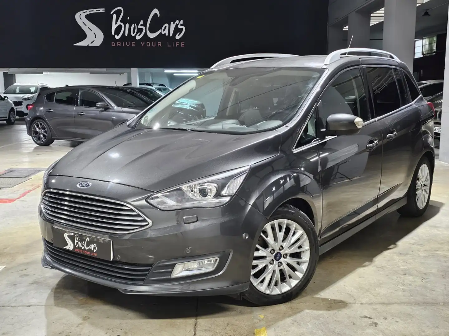 Ford Grand C-Max 2.0TDCi Auto-S&S Titanium Grau - 1